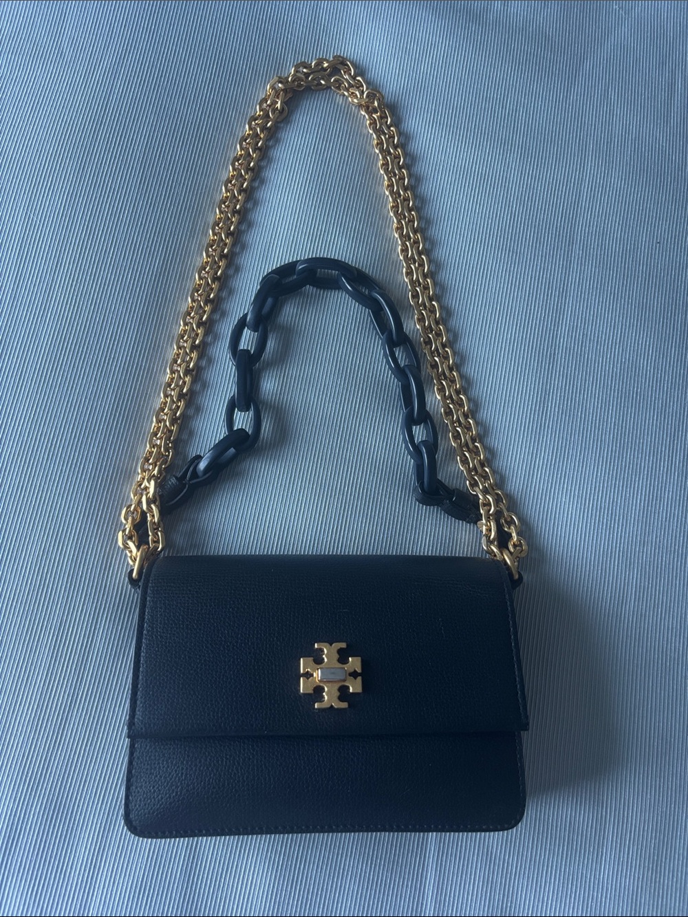 Tory Burch Black Leather Shoulder Bag with Gold Chain and Logo